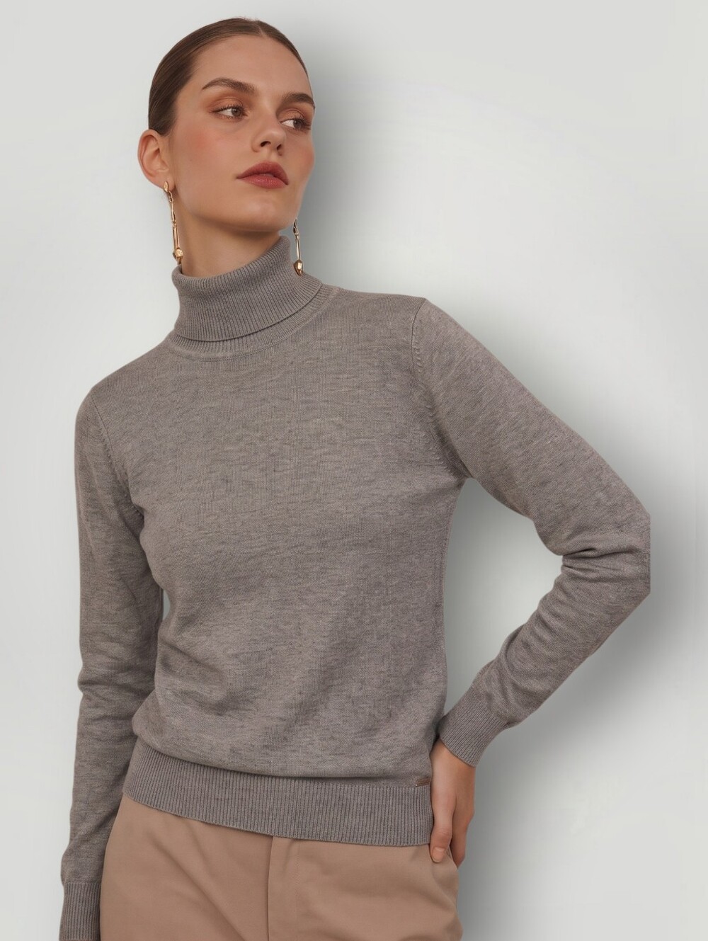 Calvin Klein Women's Medium Grey Turtleneck Sweater Cowl Neck Lightweight Knit